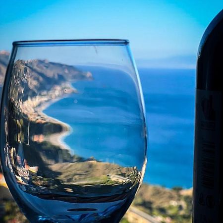 U Castiddanu Breathtaking View Apartment Taormina Bagian luar foto