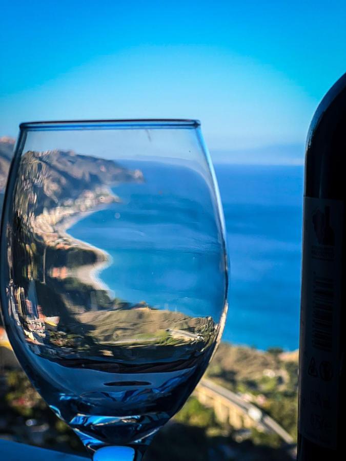 U Castiddanu Breathtaking View Apartment Taormina Bagian luar foto