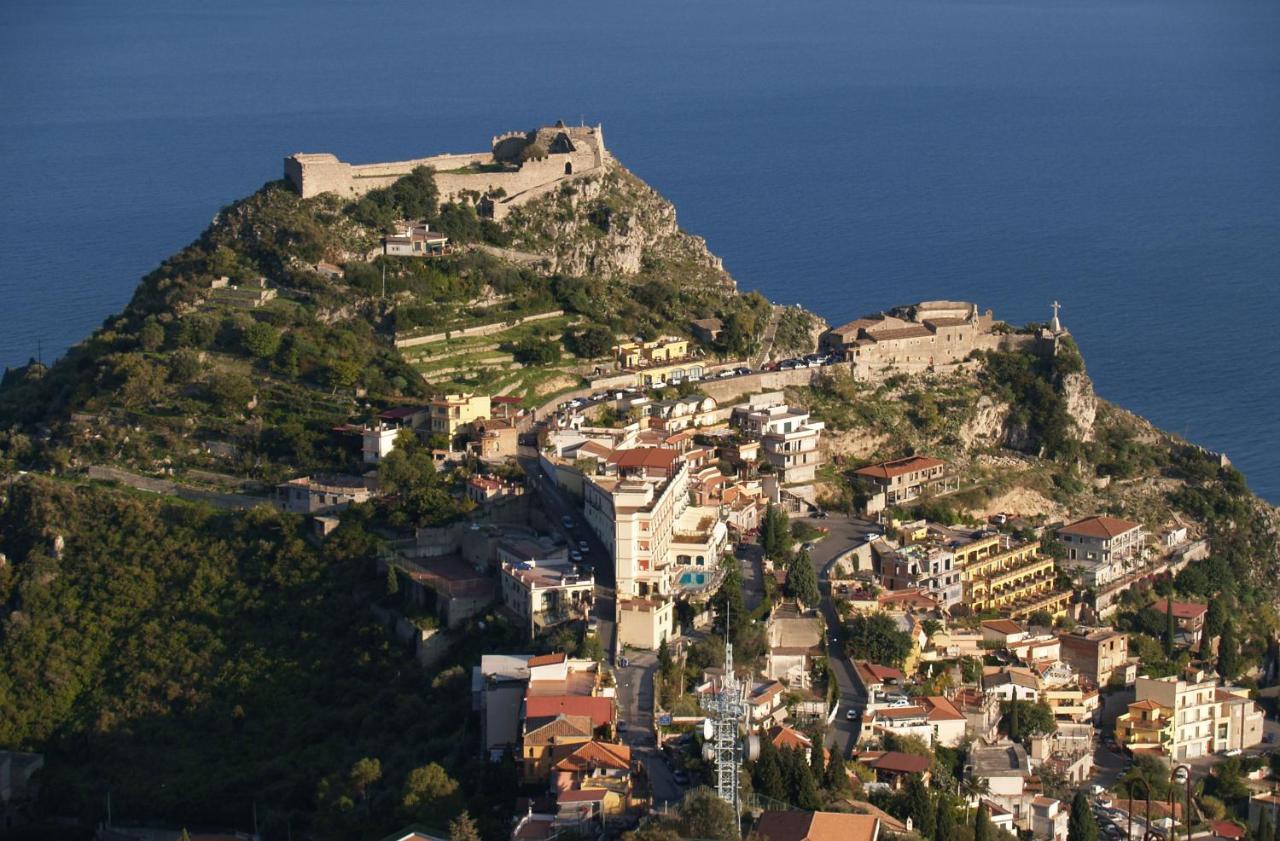 U Castiddanu Breathtaking View Apartment Taormina Bagian luar foto